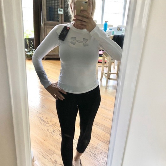 Under Armour Fitted Heatgear Tech Workout Shirt - Picture 8 of 14